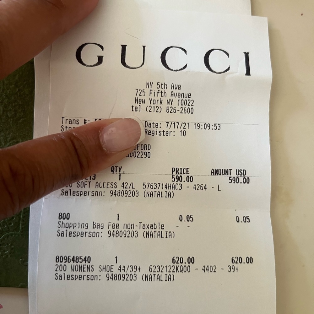 Gucci bucket hat